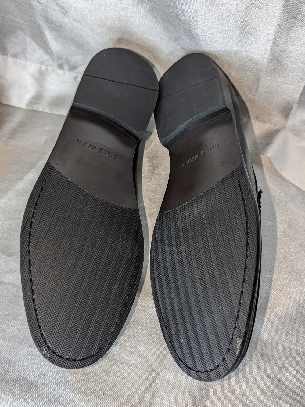 Cole Haan Men's Black Leather Slip-On Loafers Round Toe Rubber Sole US 10.5 M